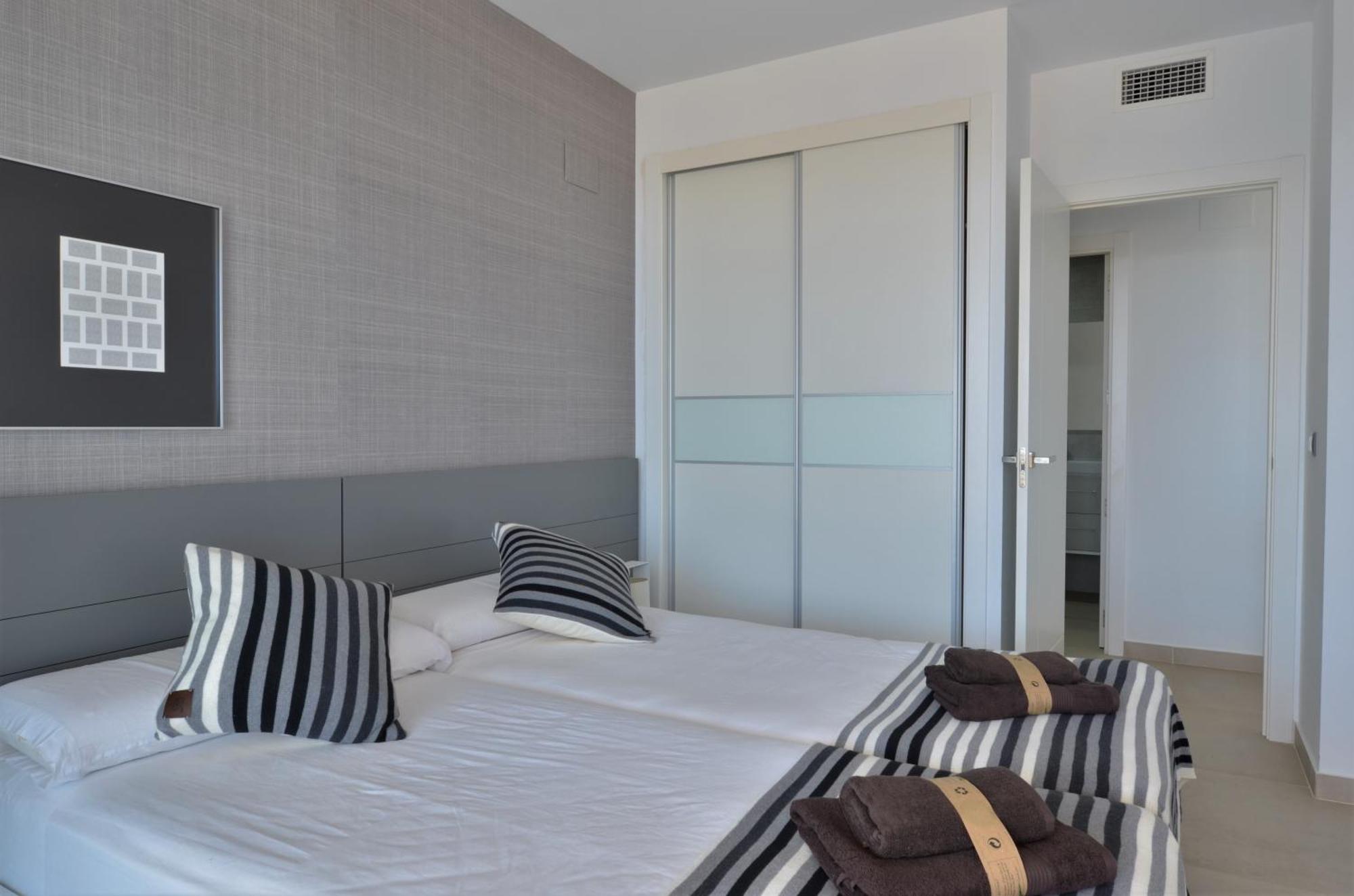 Infinity View Apartments By Nras Arenales del Sol Room photo