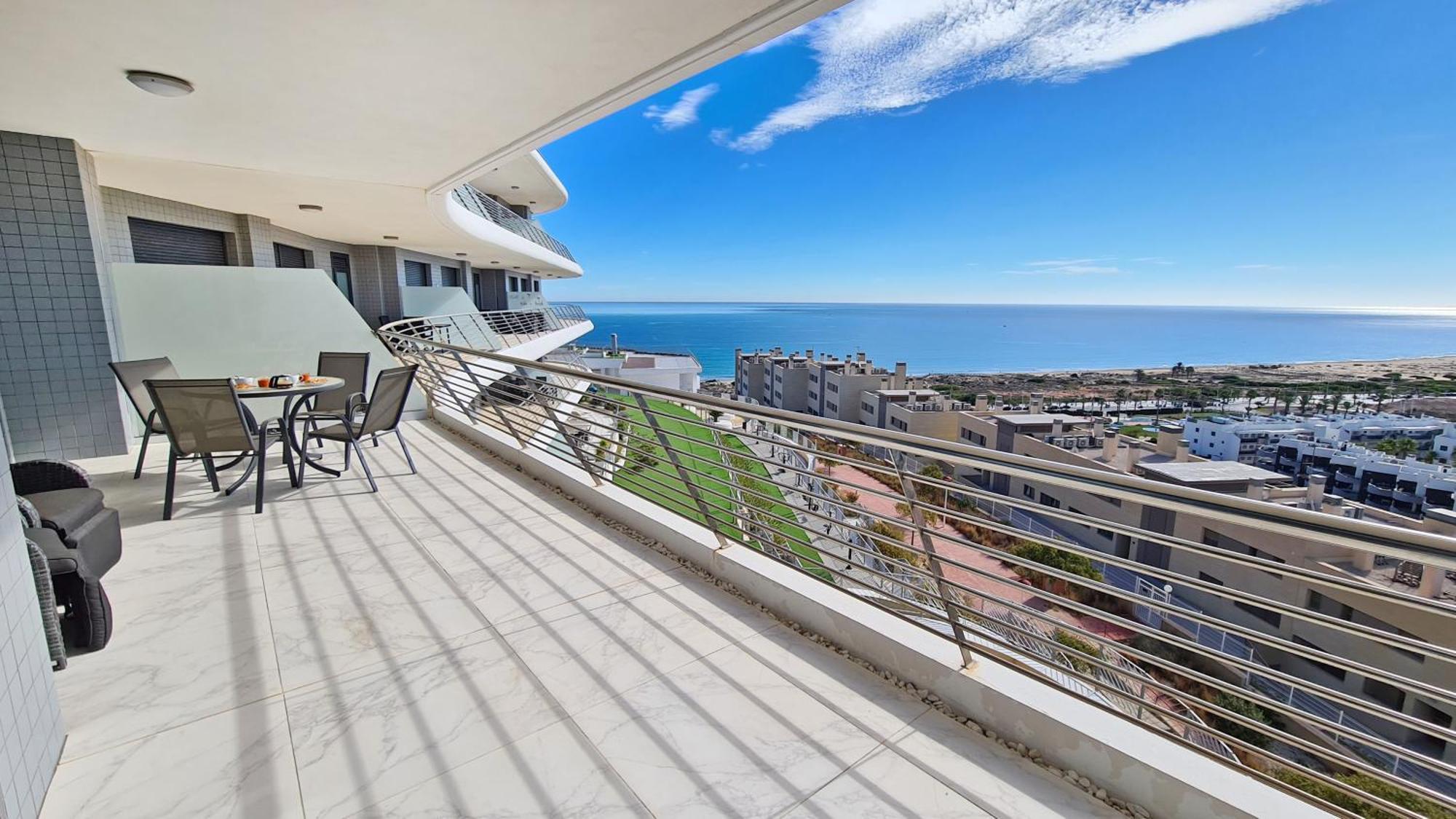Infinity View Apartments By Nras Arenales del Sol Room photo