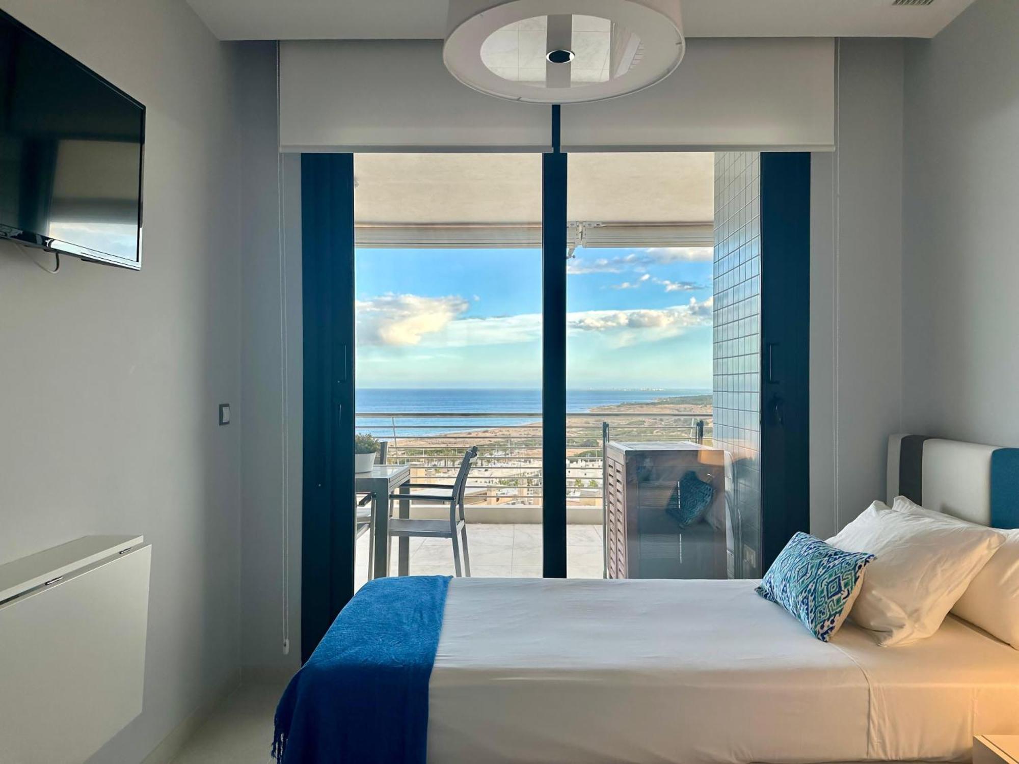 Infinity View Apartments By Nras Arenales del Sol Room photo