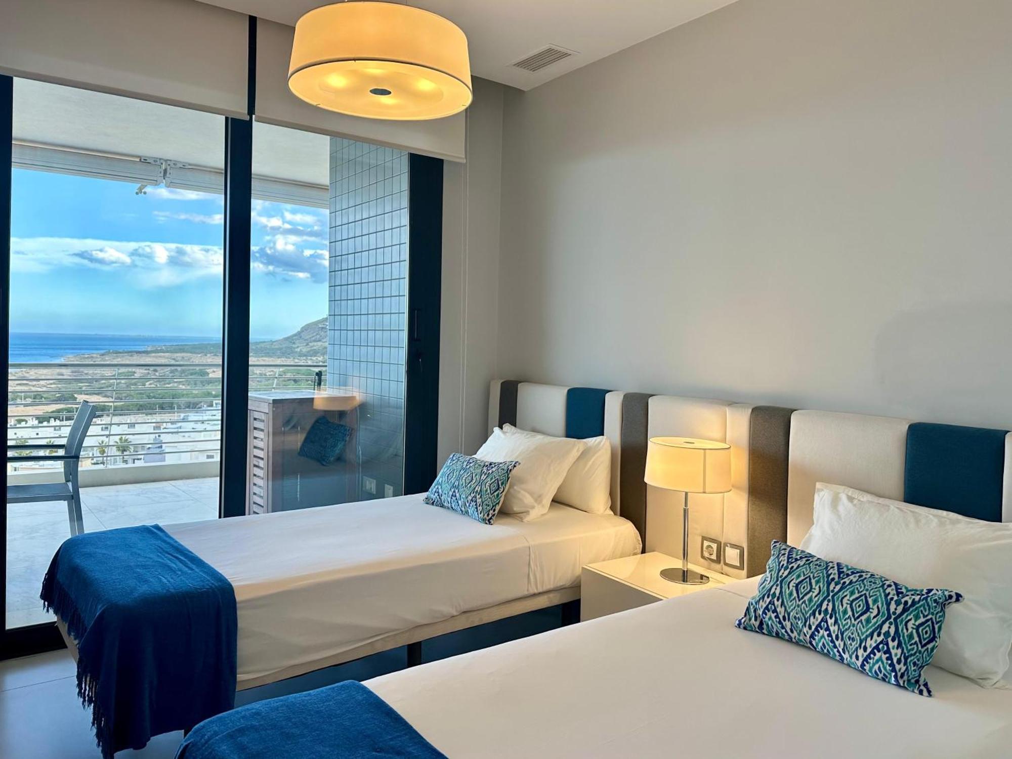 Infinity View Apartments By Nras Arenales del Sol Room photo